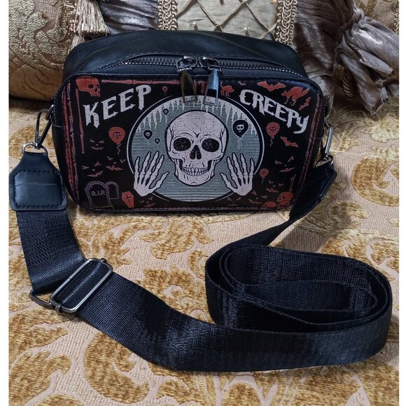 👉LAST CHANCE‼️ Halloween Ready "Keep Kreepy" Skeleton Crossbody Pouch - Picture 1 of 14